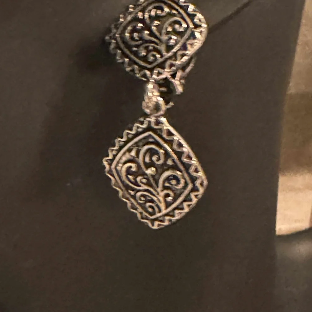 Handcrafted SET clip on Silver Dangle Earrings with bracelet set